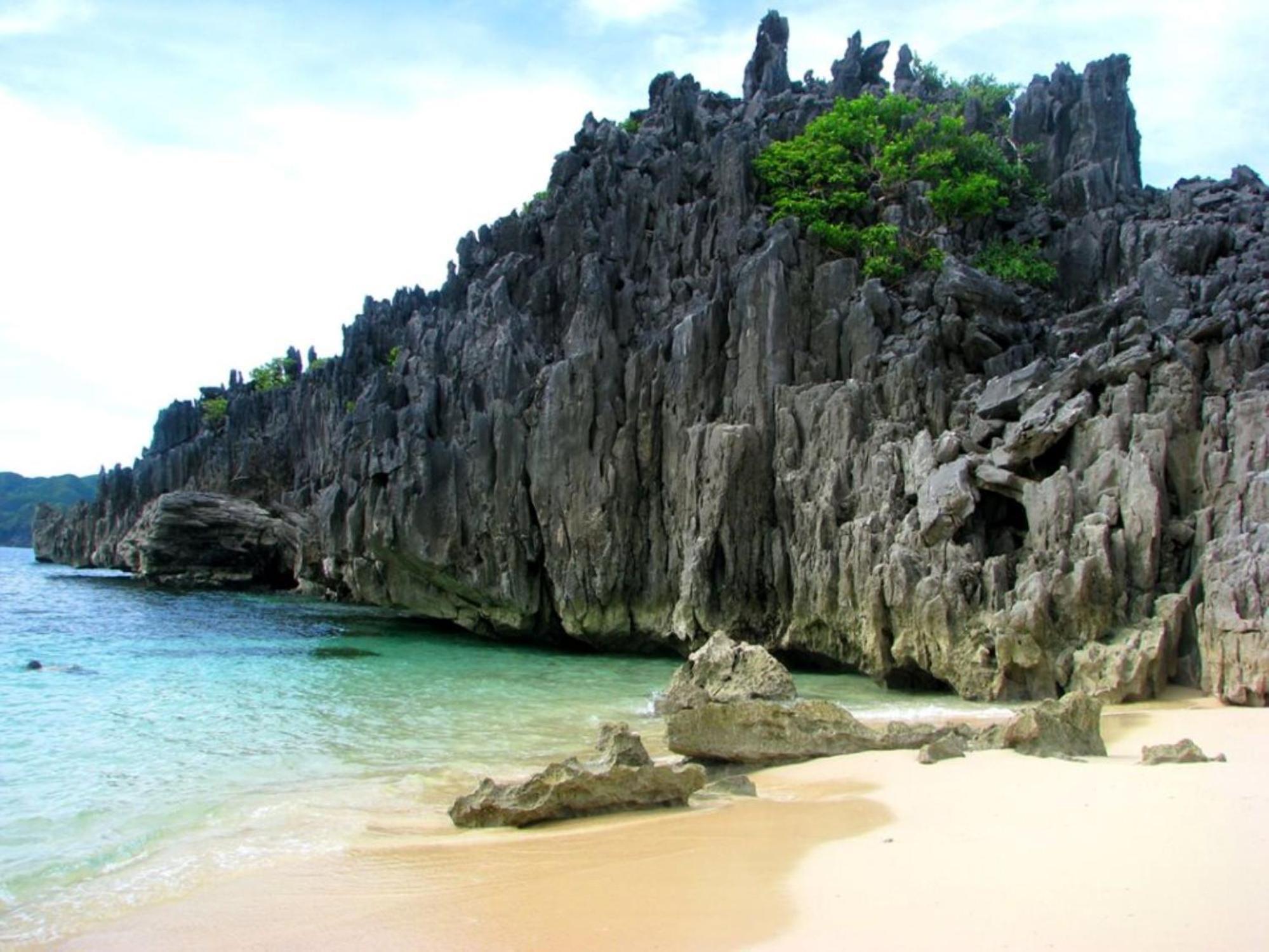 Reddoorz Near Colgante Bridge Naga City Exteriér fotografie