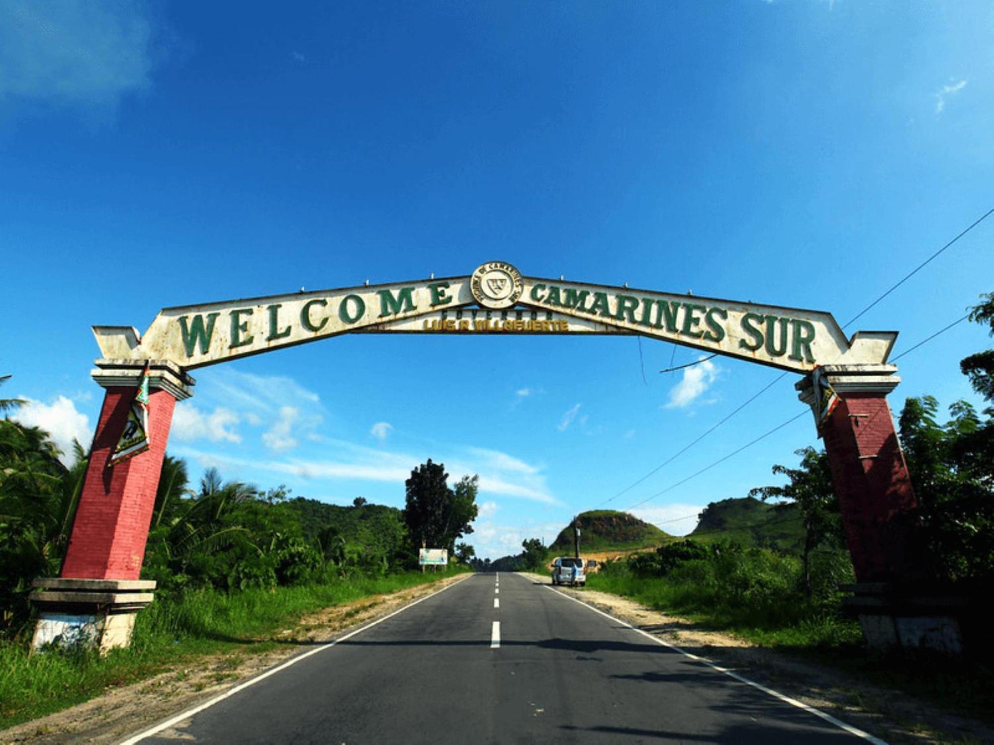 Reddoorz Near Colgante Bridge Naga City Exteriér fotografie